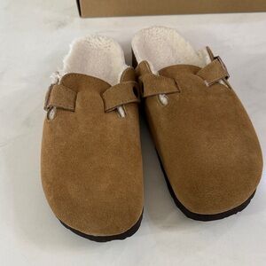 Cozy Tan Suede Clogs Sherpa lined, so comfortable.